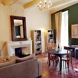 ancienne-maison-de-maitres.fr-provencehotel.com/